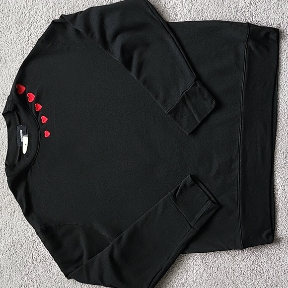 Monrow Heart Supersoft Boyfriend Sweatshirt
